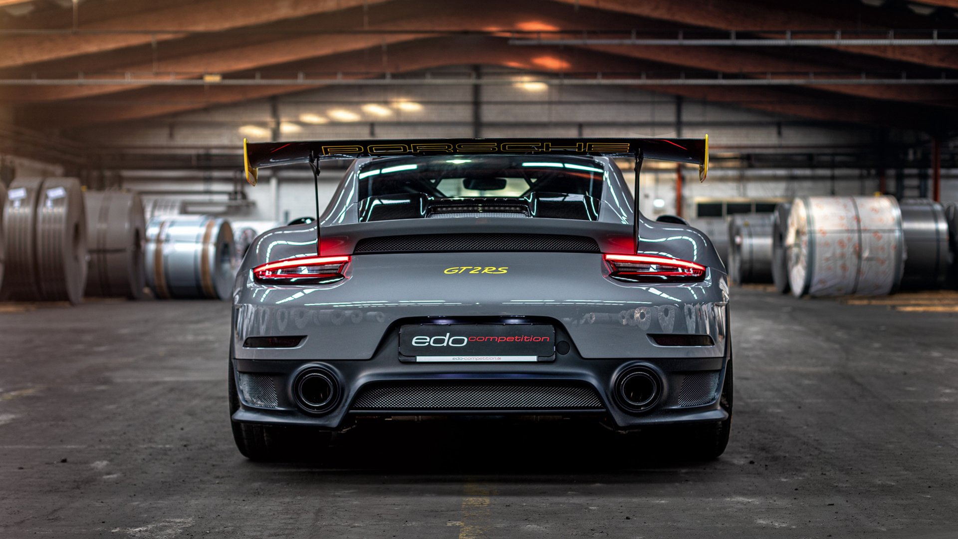 九游9游-南非女队短距离项目再传捷报，南非女运动员